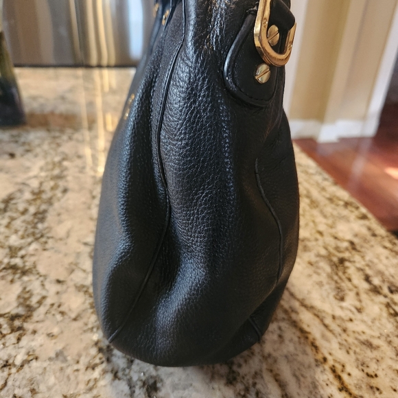 Tory Burch Amanda Purse, Shoulder Bag, Satchel, Black Leather, Classic Hobo EUC - Picture 6 of 16